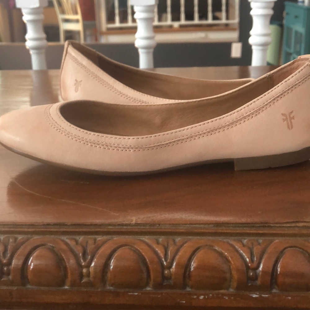 Frye Carson Ballet flat